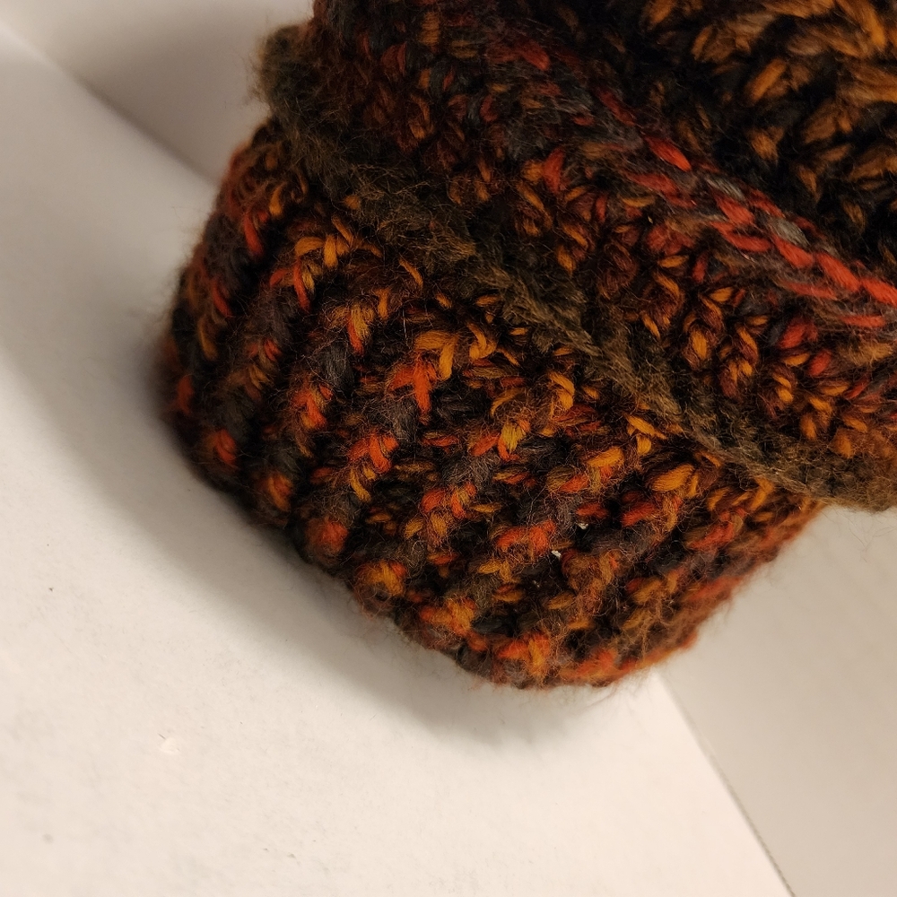 Handmade winter‎ hat - Picture 3 of 6